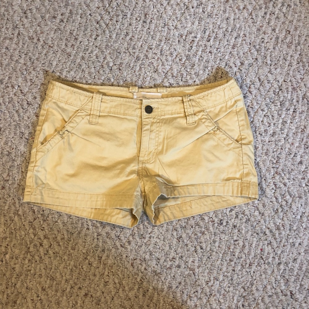 Sound & matter shorts size 5